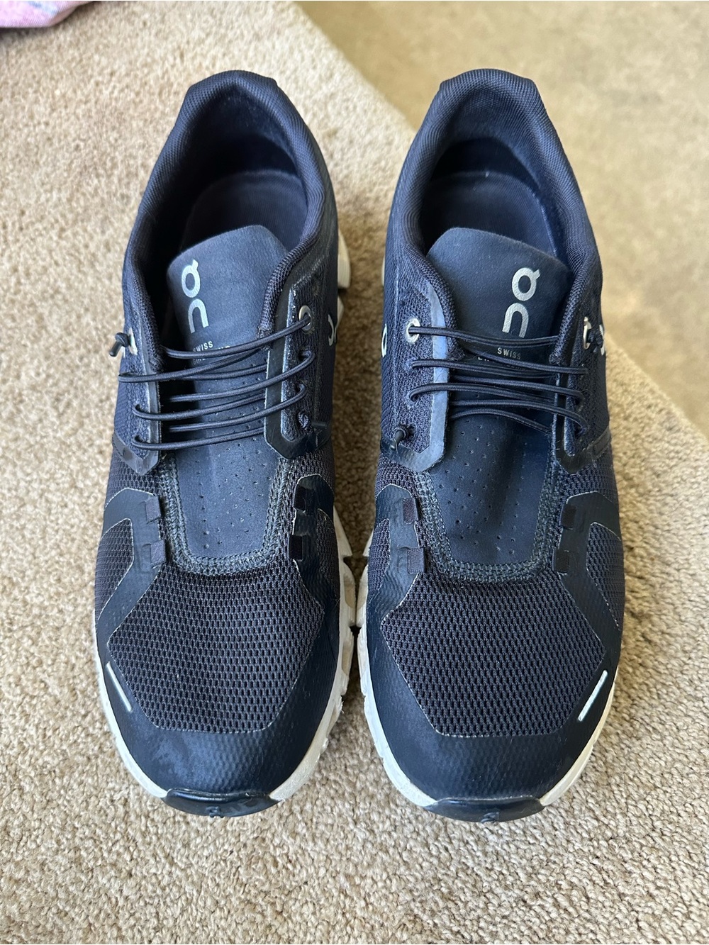 On Running Men’s Black Athletic Running Shoes with White Midsole